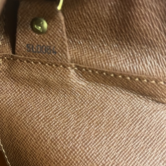 Louis Vuitton Salsa Musette Monogram GM Canvas - Picture 4 of 10